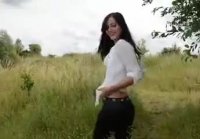 Ofporno.no HD an unknown girl gave a blowjob in the forest and yes