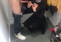 Risky sex in the fitting room with a sales assistant