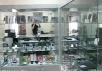 A saleswoman in an electronics store sucked a client