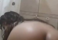 tomando un baño