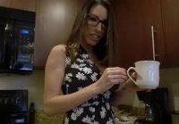 DAVA FOXX   STINGY STEP MOM GET'S WHAT SHE HAS COMING