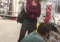 Upskirt milf sexy 206