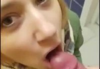 Blowjob in the toilet of the mall