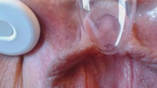 Masturbation_clitoris_close-up.mp4