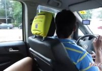 A espaldas del taxista