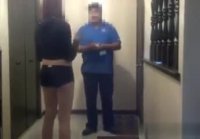 Teen makes a blowjob to the pizza guy