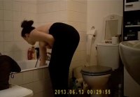 Voyeur works 2 (chica en el baño)