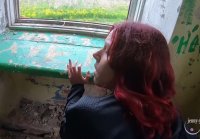 He tore the pantyhose and threw it in the ass in an abandoned house