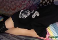 Femboy in Rainbow Clothes Cum mientras él Fucks