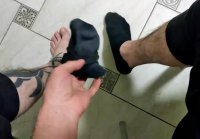 Me quité los calcetines sucios